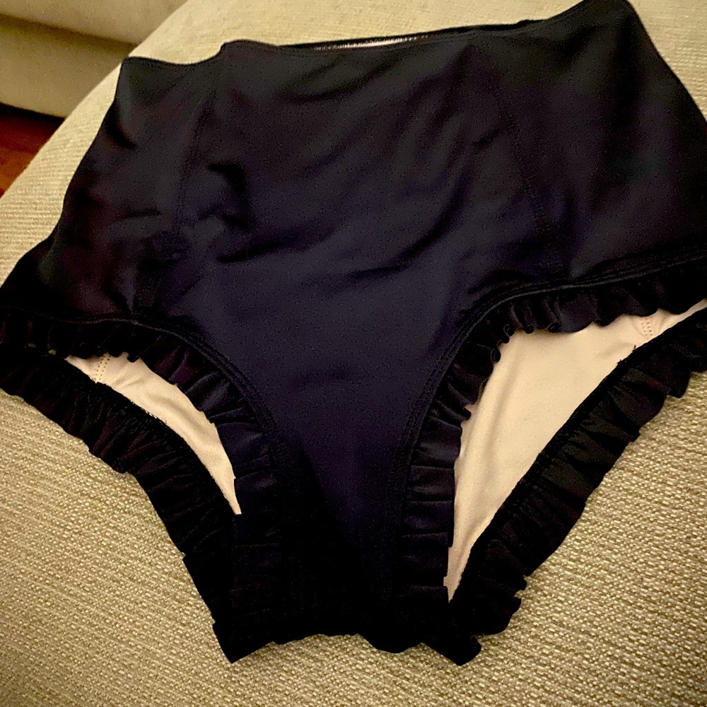 Kortni Jeane Black High-Waist Ruffle-Trim Bikini Bottoms